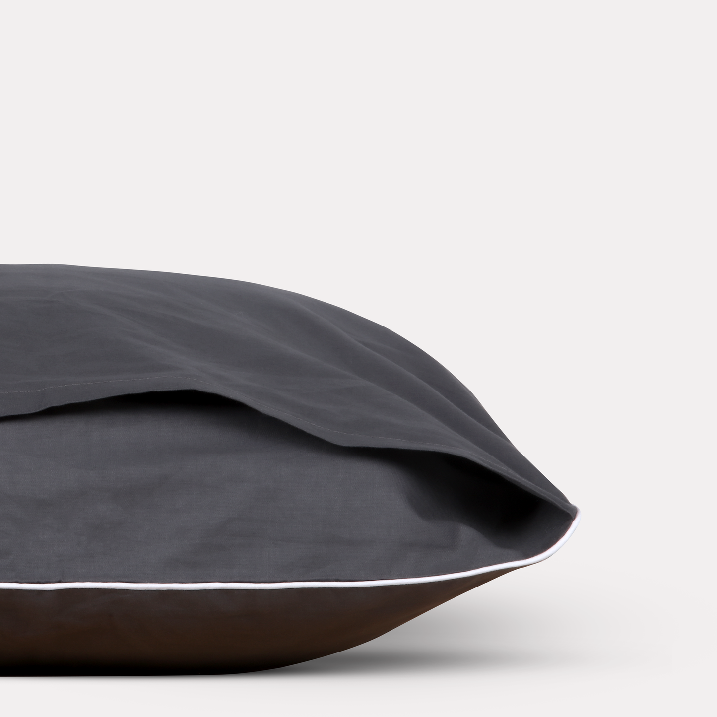 Classic Percale - Duvet Cover Set- Anthracite with White Piped Edge